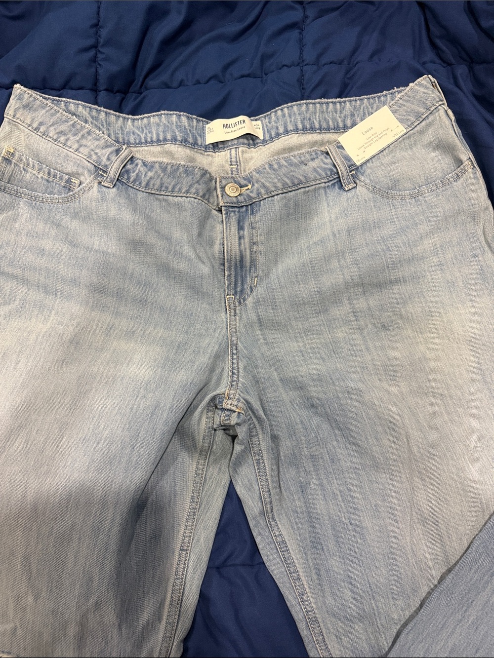 Hollister Women’s Light Wash Boyfriend Jeans - Faded Blue